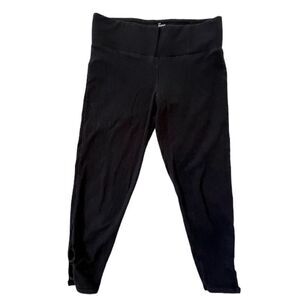 Victoria's Secret Black Cropped Leggings